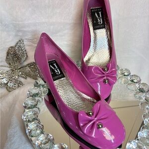AJ Valenci Glossy Pink Kitten Heels - Size 8M